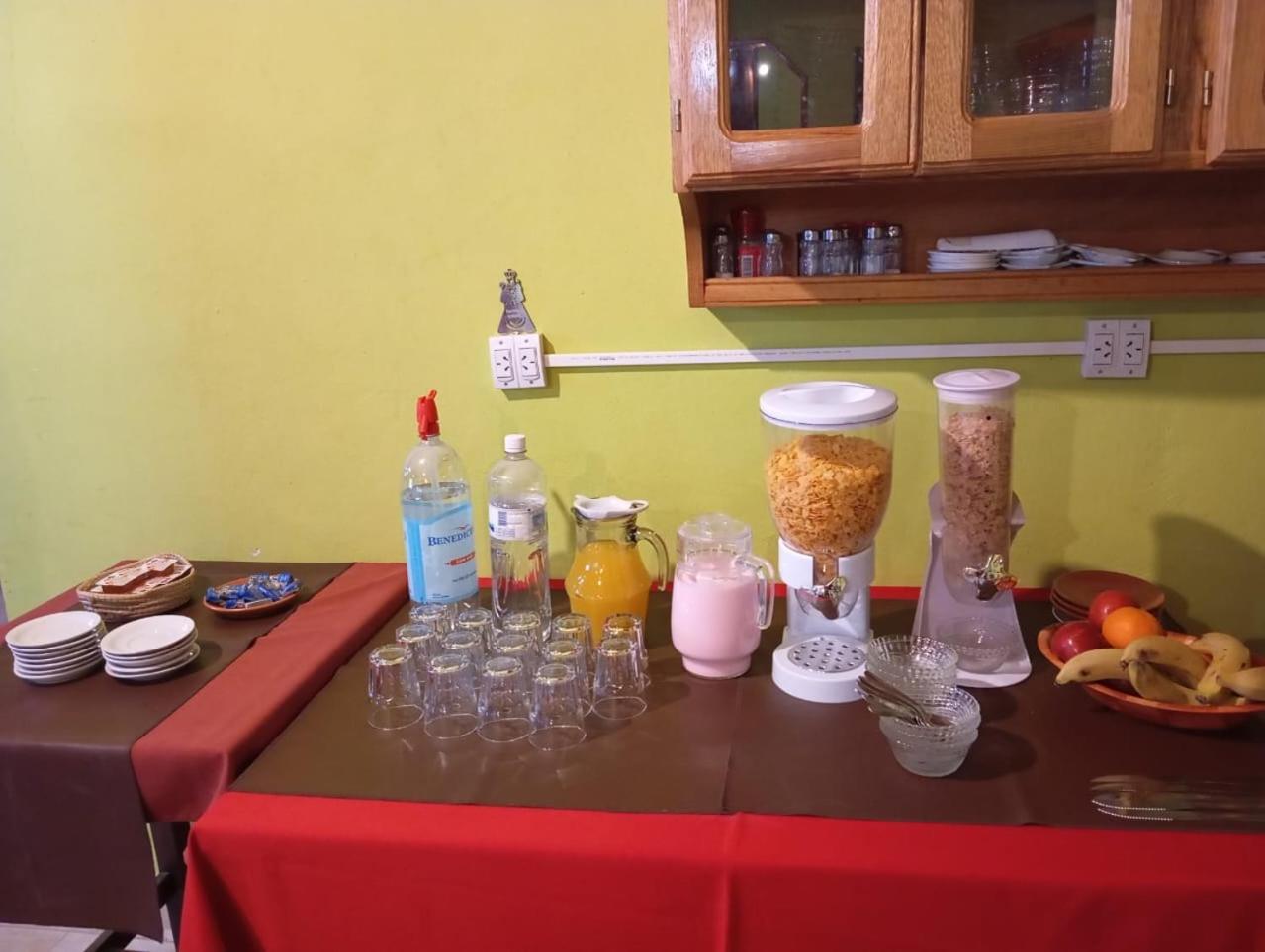 Hotel El Jardin Dante Tilcara Buitenkant foto