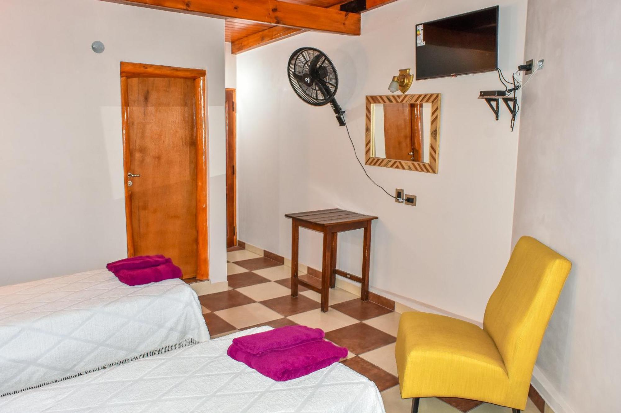 Hotel El Jardin Dante Tilcara Buitenkant foto